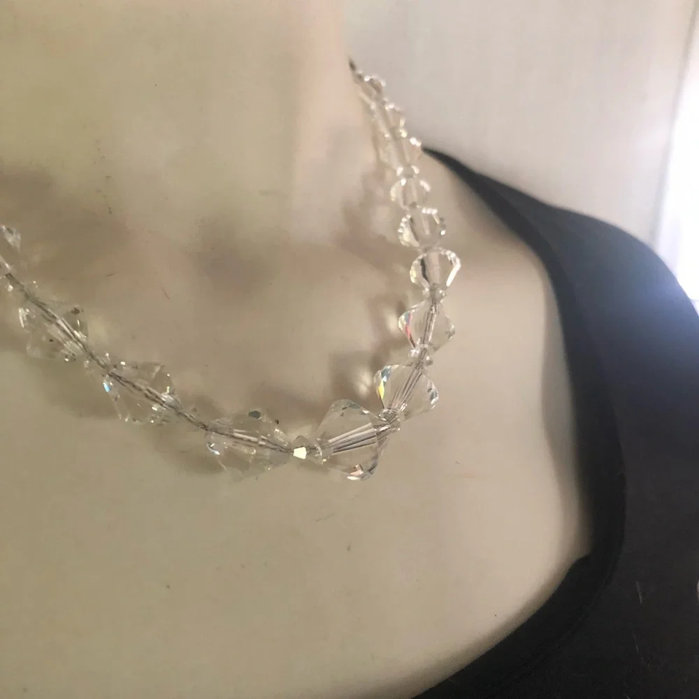 Vintage Graduating Glass Crystal Necklace